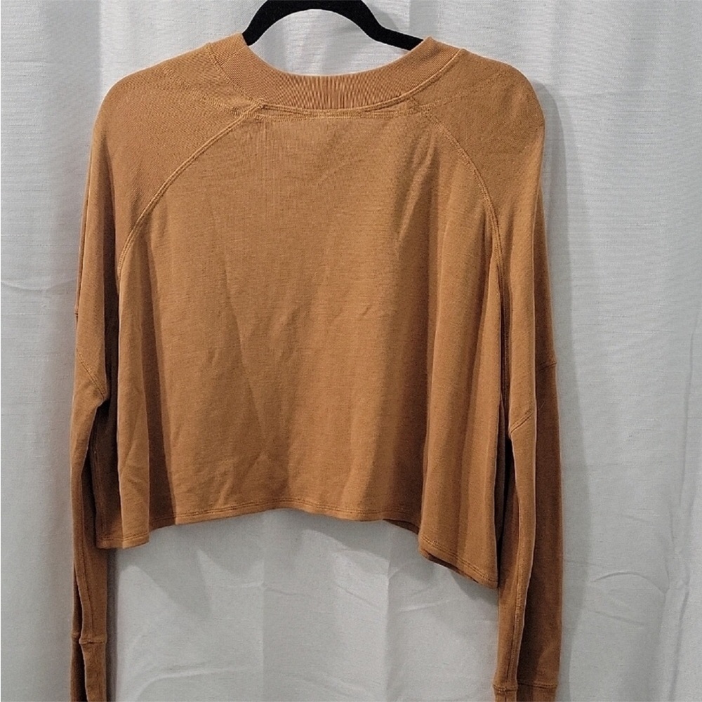 Free People Women’s Tan Long Sleeve Sweatshirt Size XS - Picture 2 of 9